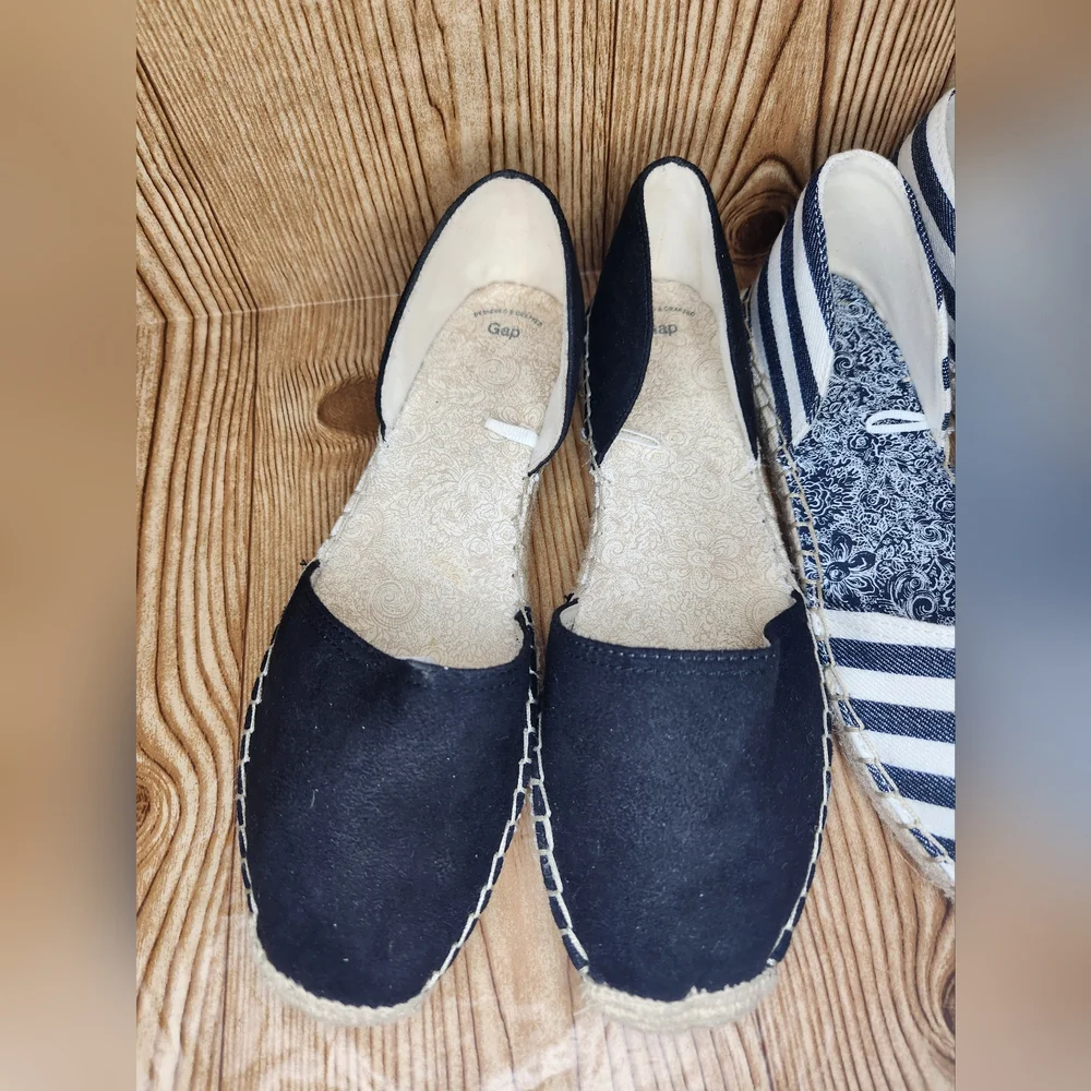 Gap 2 Pairs of Espadrille Slip On Shoes Size‎ 9